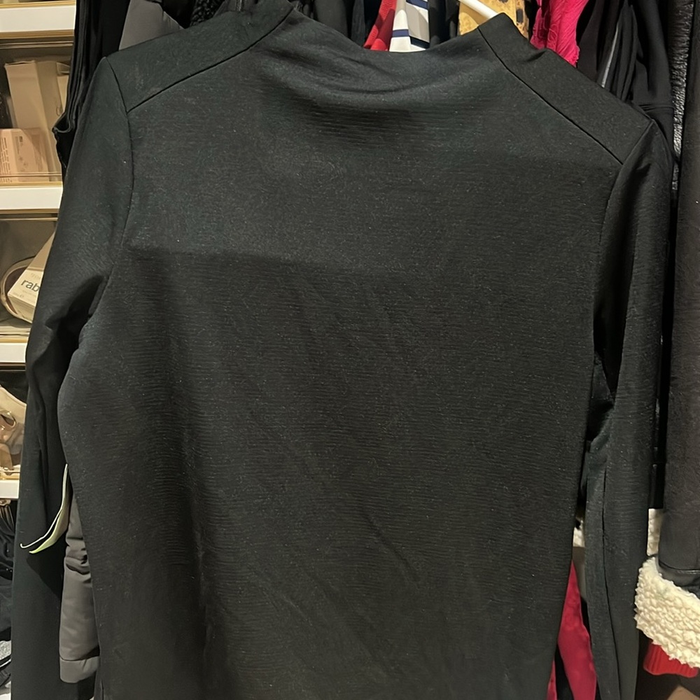 New size small - Picture 2 of 3